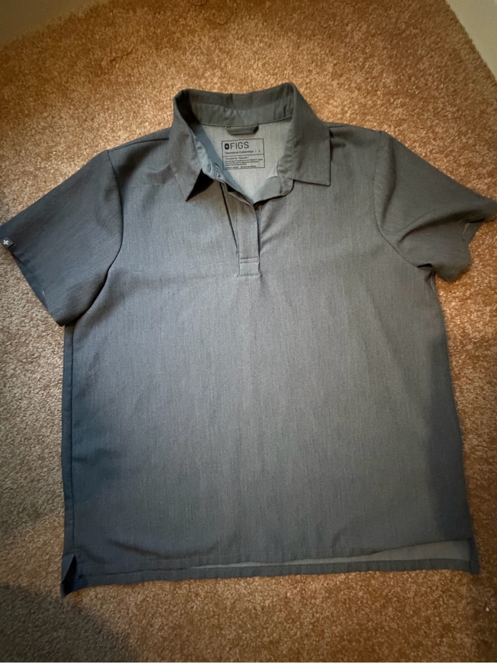 FIGS Women scrub Nala Scrub Shirt in graphite  Gray